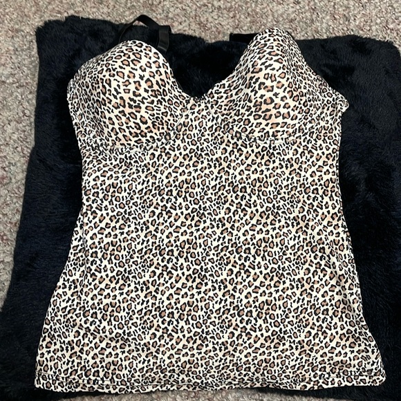 Marilyn Monroe padded cup tank - Picture 1 of 7